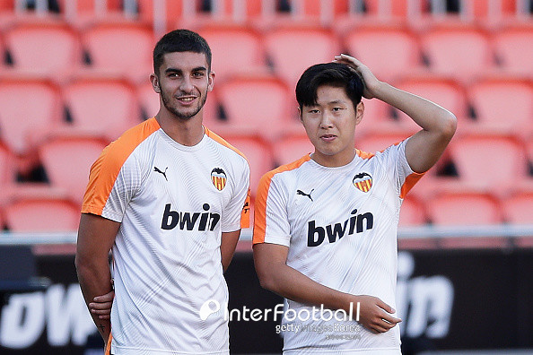 페란 토레스(좌)와 이강인(우)