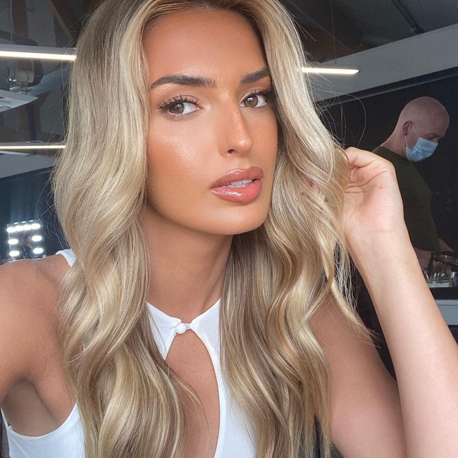 사진=레베카 인스타그램