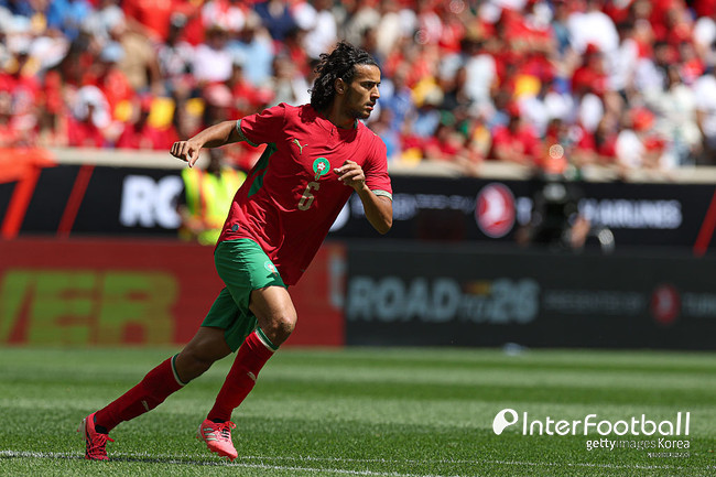 Morocco football players celebrating goal