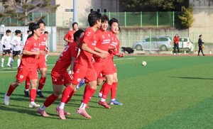 제22회 1, 2학년대학축구대회 20강 종료...단국대, 김해대, 수성대, 동원... - 뉴스 썸네일 이미지